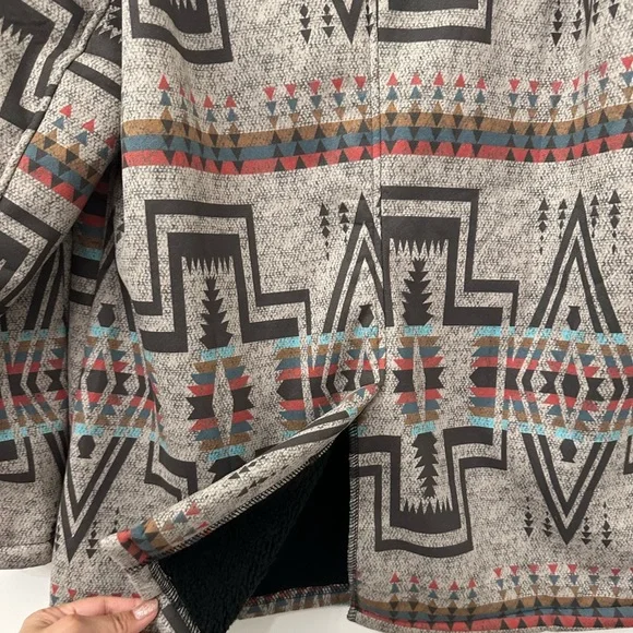 Lucky & Blessed Aztec Sherpa Jacket size Medium - Picture 14 of 16